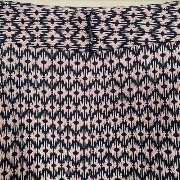 Worthington Black and Tan Patterned Skirt - Picture 4 of 6